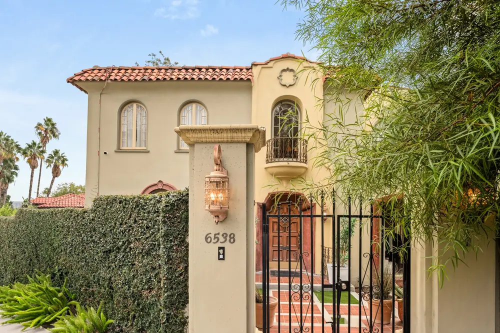 6538 Cahuenga Terrace