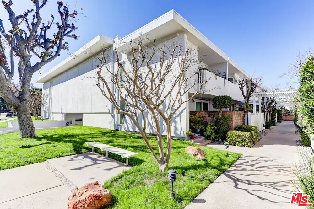 4309 W Sarah St #21